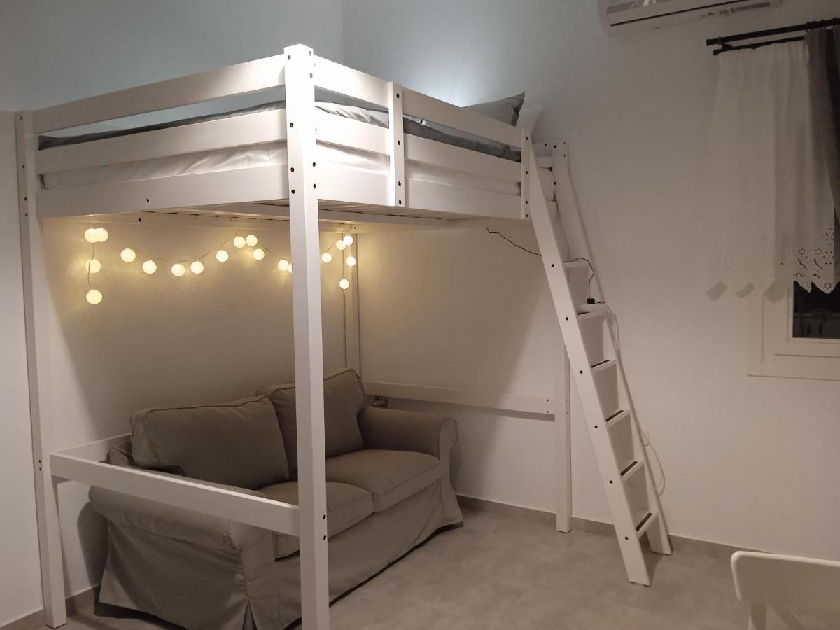 Stilvi Milos Plaka  Ngoại thất bức ảnh