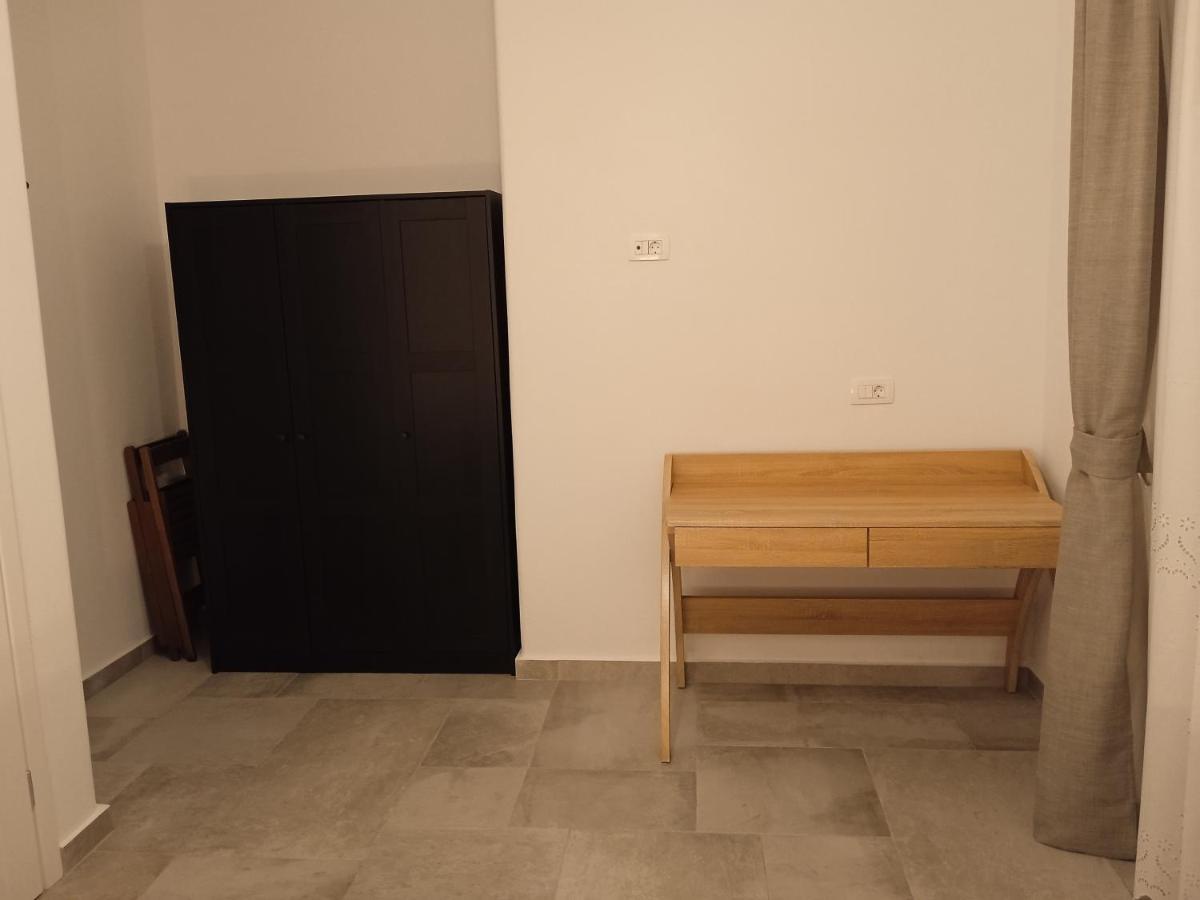 Stilvi Milos Plaka  Ngoại thất bức ảnh